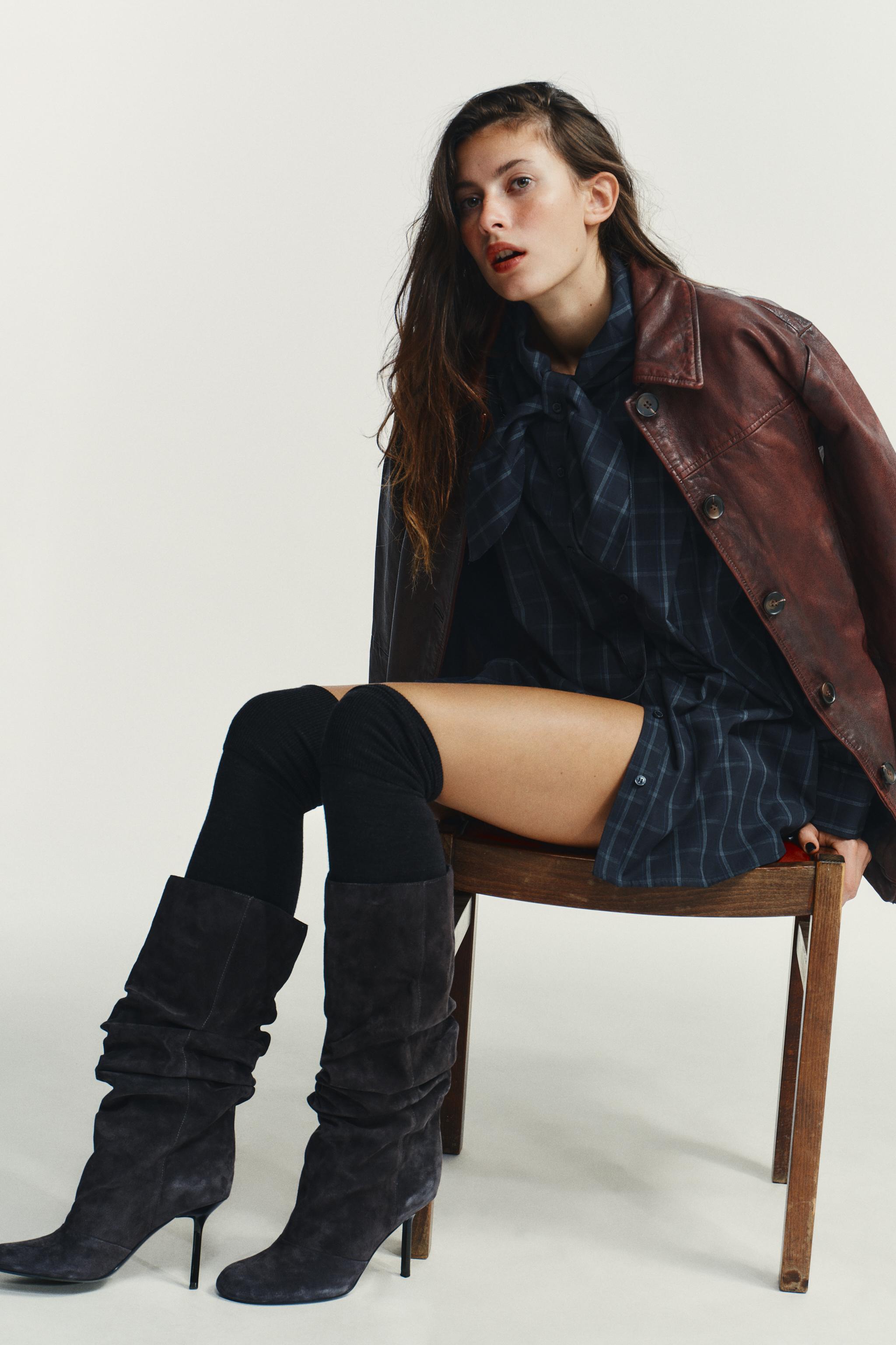 CHEMISE EN POPELINE À CARREAUX AVEC FOULARD